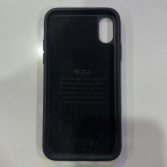 Tumi iPhone X case - Picture 3 of 3